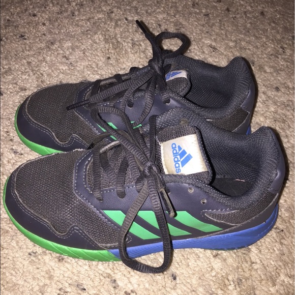 Addias Sneakers - Picture 4 of 4